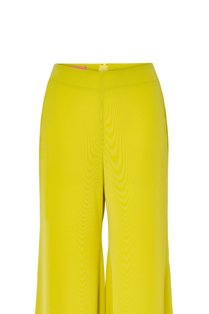 Pantalón capri campana