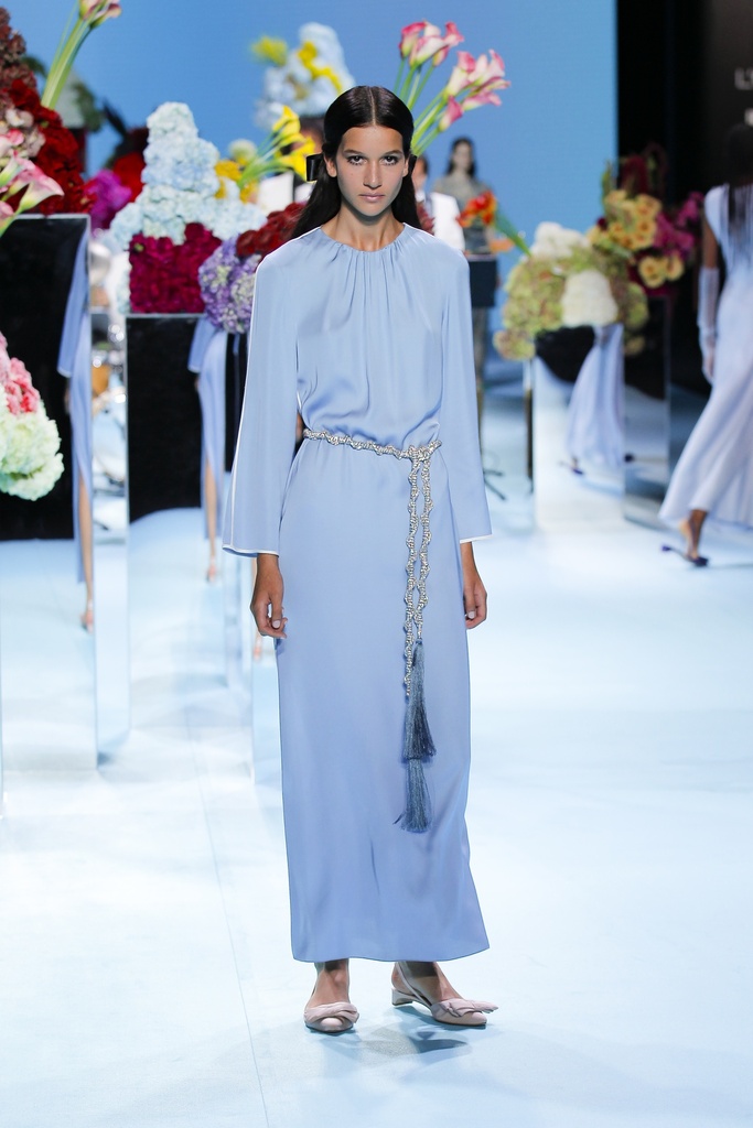 Vestido túnica con cinturón joya